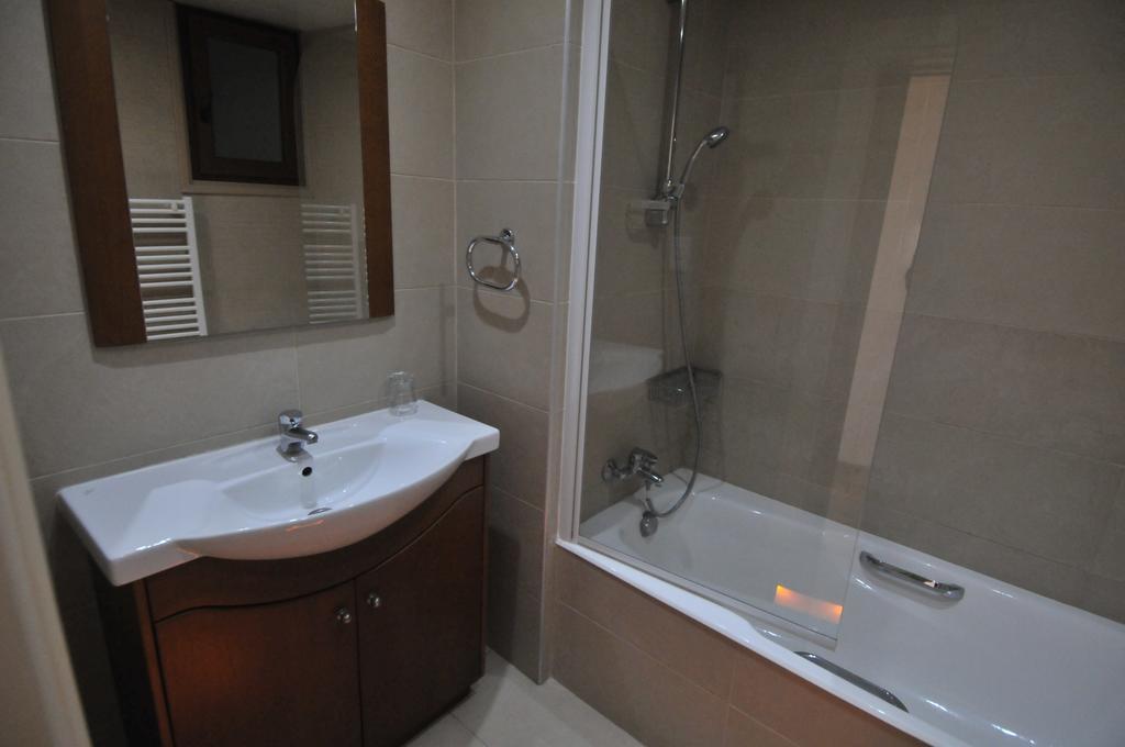 لارنكا Ithaki Phinikoudes Apartment No. 202 الغرفة الصورة