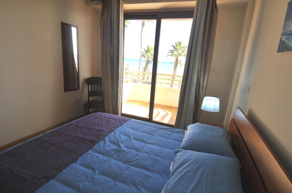 لارنكا Ithaki Phinikoudes Apartment No. 202 الغرفة الصورة