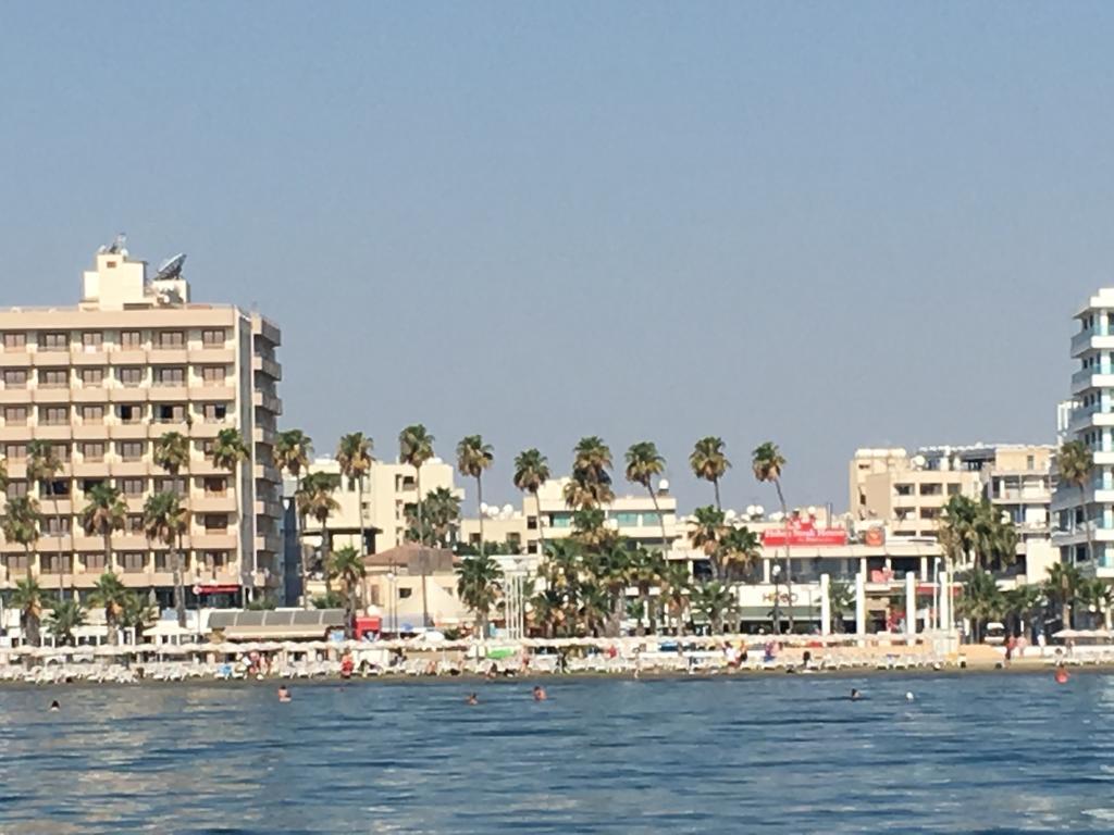لارنكا Ithaki Phinikoudes Apartment No. 202 المظهر الخارجي الصورة